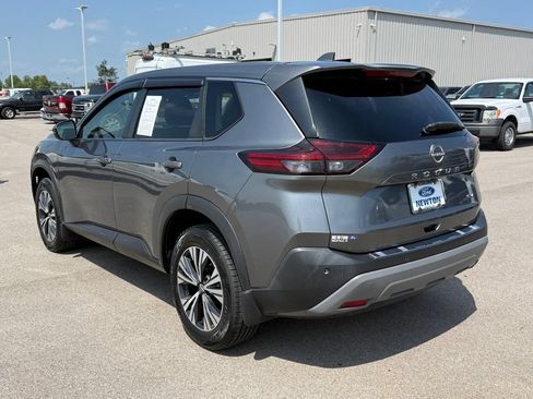 Used 2022 Nissan Rogue SV FWD image 35