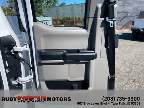 Used 2020 Ford F250 XL w/ Power Equipment Group RWD image 20