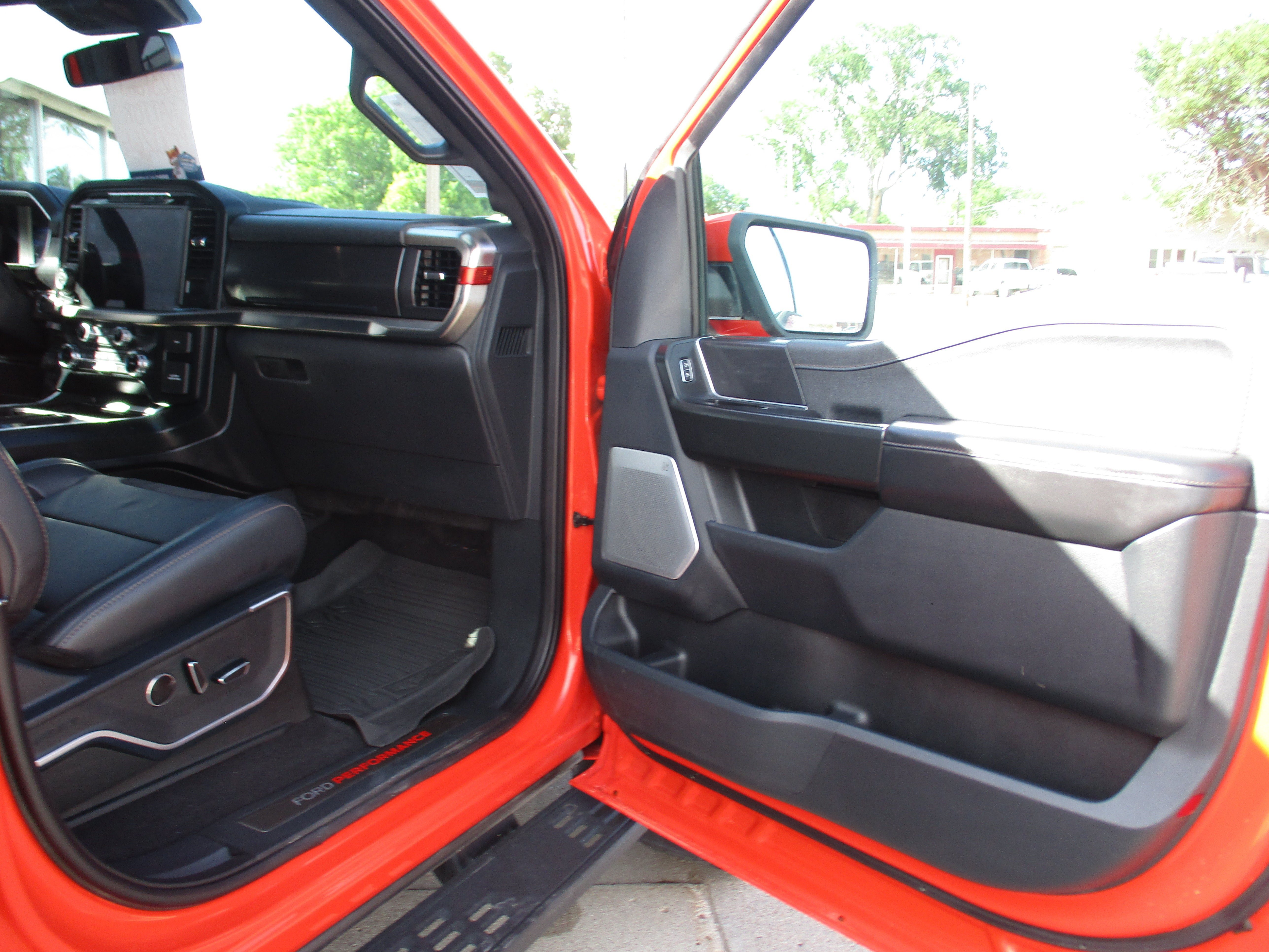 Used 2023 Ford F150 Raptor AWD/4WD image 27
