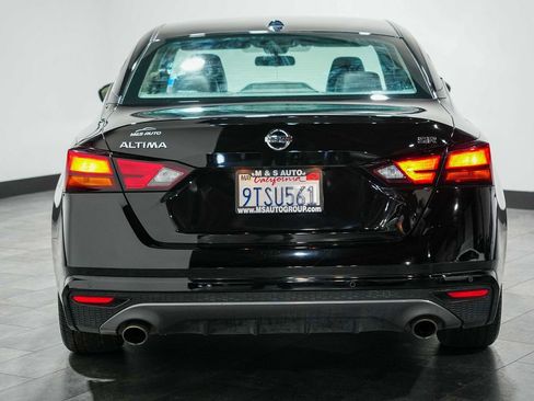 Used 2022 Nissan Altima 2.5 SR FWD image 4