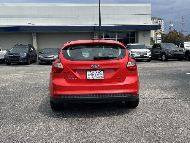 Used 2014 Ford Focus SE w/ SE Sport Package FWD image 5