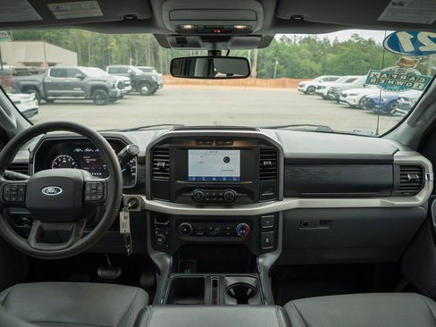 Used 2021 Ford F150 XLT AWD/4WD image 23