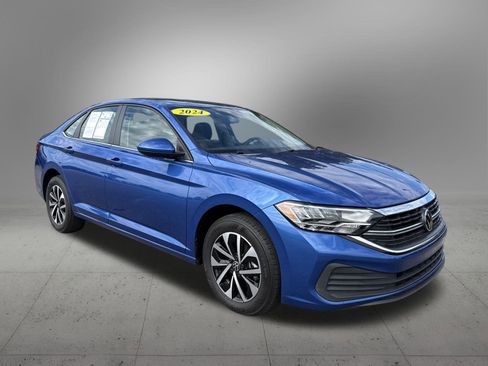 Used 2024 Volkswagen Jetta S image 6