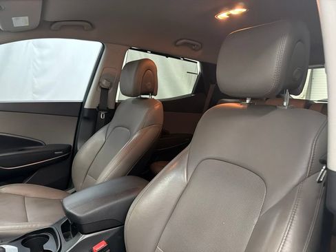 Used 2017 Hyundai Santa Fe Sport FWD image 12