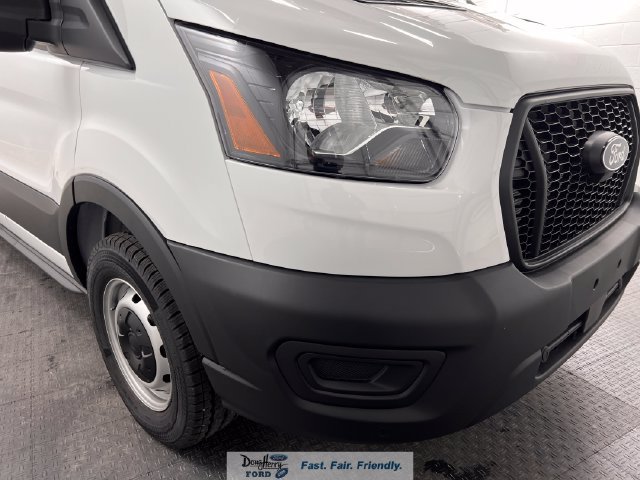 New 2026 Ford Transit 250 148 Medium Roof w/ Load Area Protection Package RWD image 12