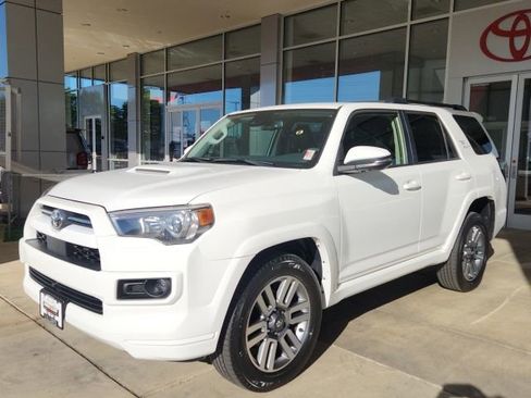 Used 2023 Toyota 4Runner TRD Sport w/ Technology Package AWD/4WD image 6