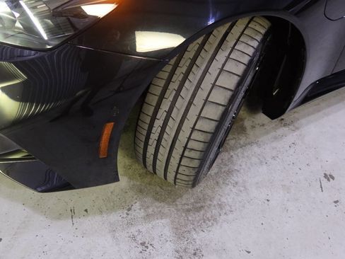 Used 2025 BMW M5 w/ Carbon Package image 11