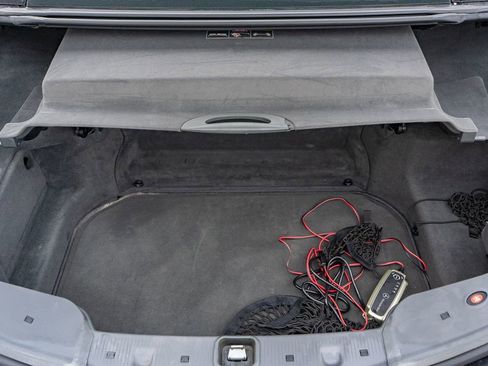 Used 2012 Mercedes-Benz SL 550 image 18