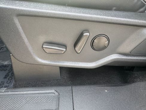 Used 2025 Ford Bronco Outer Banks image 19