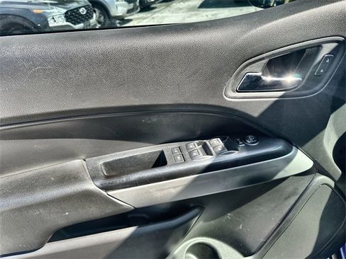 Used 2018 Chevrolet Colorado LT w/ LT Convenience Package image 15