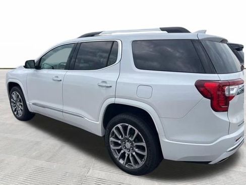 Used 2023 GMC Acadia Denali w/ Denali Ultimate Package image 2