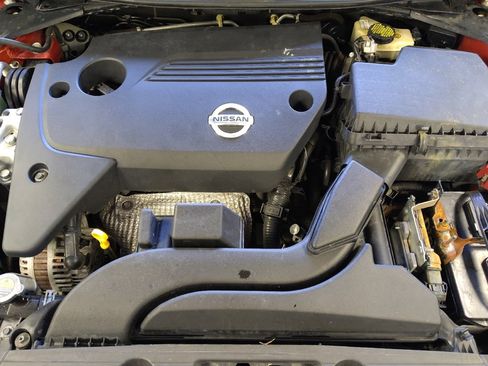 Used 2015 Nissan Altima 2.5 S w/ Special Edition Package FWD image 30
