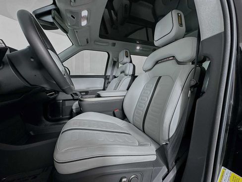 Used 2023 Rivian R1S Adventure AWD/4WD image 5