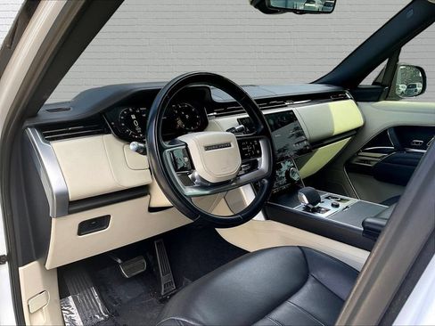 Used 2022 Land Rover Range Rover Long Wheelbase SE AWD/4WD image 13