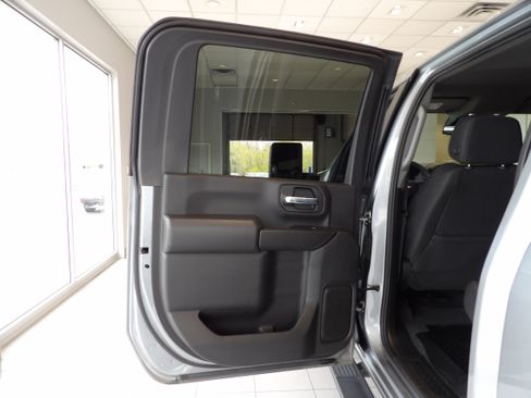 Used 2024 Chevrolet Silverado 2500 Custom w/ Custom Value Package AWD/4WD image 17