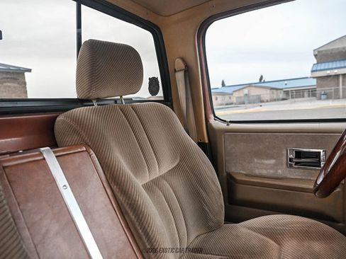 Used 1987 Chevrolet C/K Truck 2500 RWD image 44