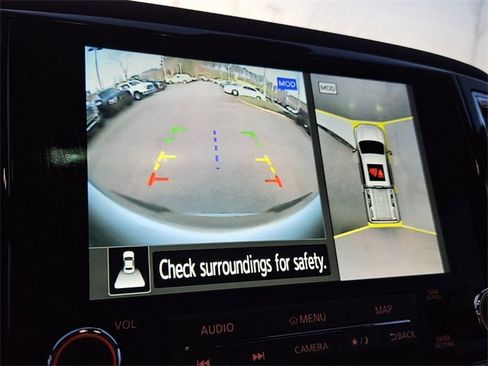 Used 2023 Nissan Titan Platinum Reserve w/ Off Road Protection Package image 17