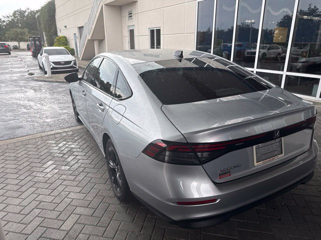 Used 2025 Honda Accord SE image 5