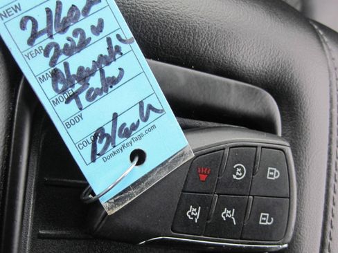 Used 2024 Chevrolet Tahoe LT AWD/4WD image 23