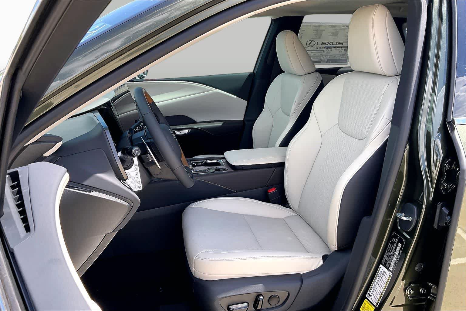 New 2026 Lexus RX 350 Premium Plus w/ Convenience Package FWD image 16