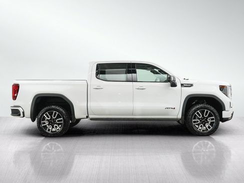 Used 2024 GMC Sierra 1500 AT4 w/ Technology Package AWD/4WD image 6