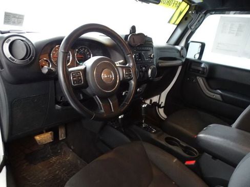 Used 2017 Jeep Wrangler Sport w/ Quick Order Package 24S image 4