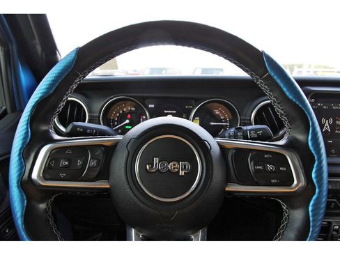 Used 2021 Jeep Wrangler Unlimited Sahara w/ Cold Weather Group image 16