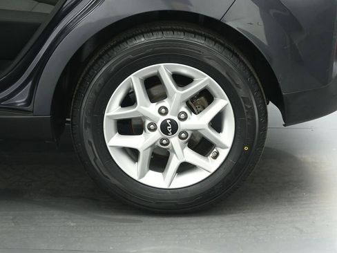Used 2023 Kia Soul LX w/ Option Group 015 FWD image 21