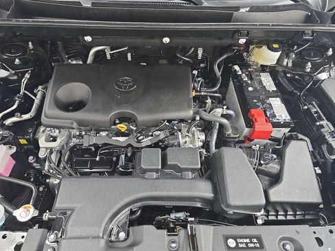 Used 2025 Toyota RAV4 Limited image 31