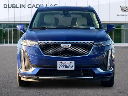 Certified 2025 Cadillac XT6 Premium Luxury image 9