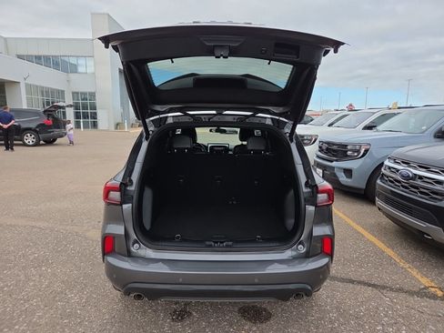 Used 2023 Ford Escape ST-Line Select w/ Tech Pack #2 AWD/4WD image 10
