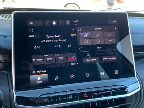 Used 2025 Jeep Compass Trailhawk image 21