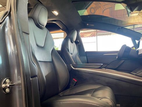 Used 2022 Tesla Model X AWD/4WD image 31