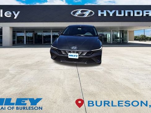 New 2026 Hyundai Elantra SE image 16