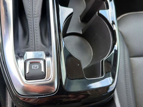 Used 2024 Chevrolet Trax ACTIV w/ Sunroof Package FWD image 14