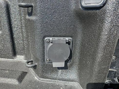 Used 2024 Chevrolet Silverado 2500 High Country w/ High Country Premium Package image 23