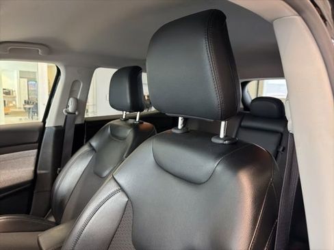 Used 2022 Jeep Compass Latitude w/ Convenience Group image 11