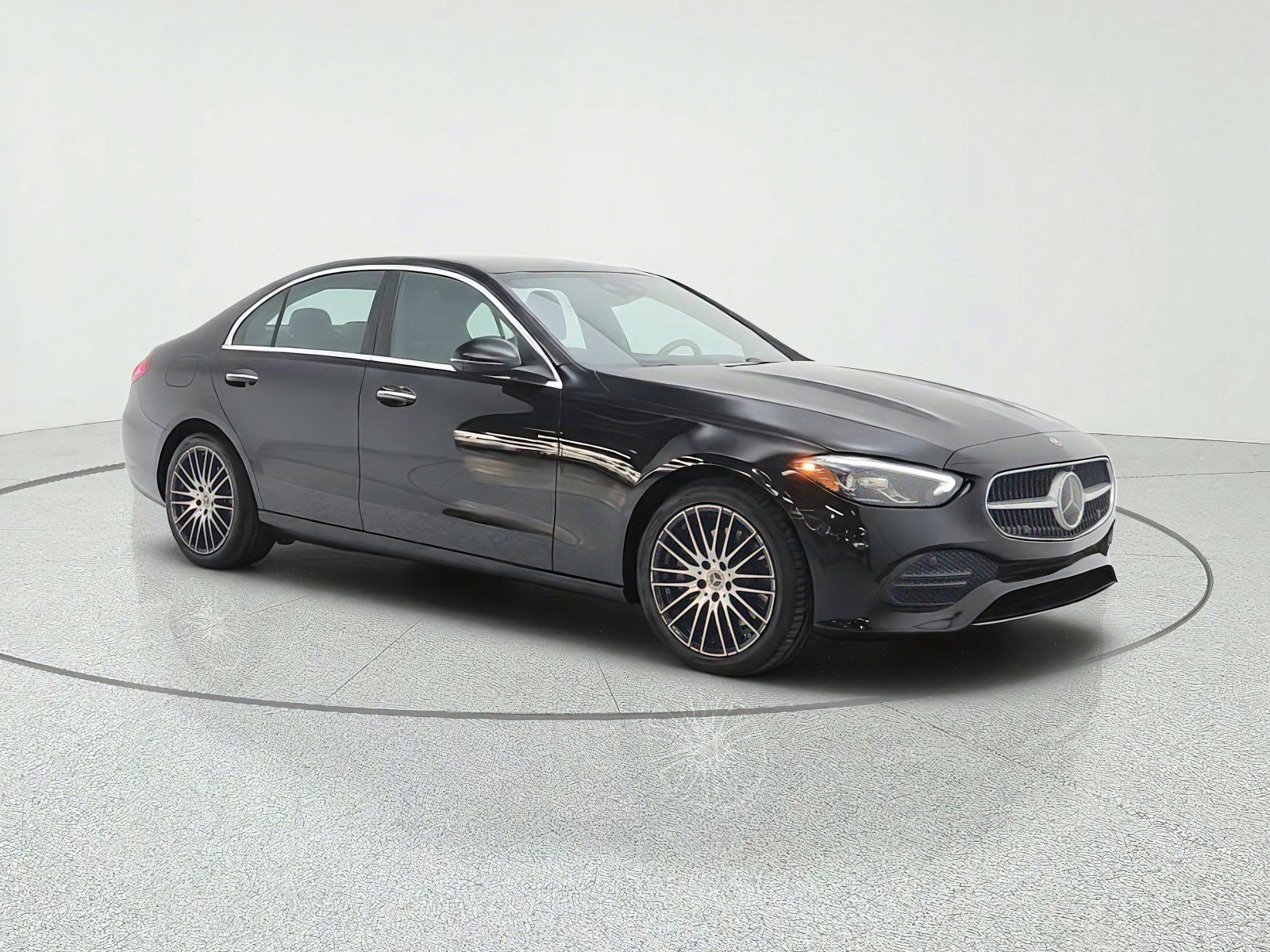 Used 2024 Mercedes-Benz C 300 Sedan image 3
