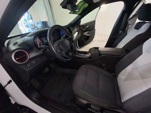 Used 2024 Chevrolet Trax RS w/ Driver Confidence Package FWD image 27