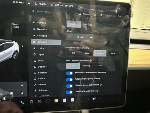 Used 2021 Tesla Model Y Long Range image 32