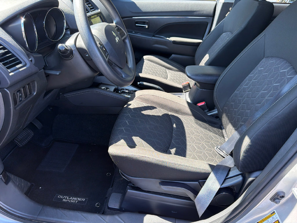 Used 2024 Mitsubishi Outlander Sport ES AWD/4WD image 11