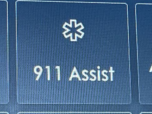 Certified 2022 Lincoln Corsair Reserve w/ Equipment Group 201A image 29