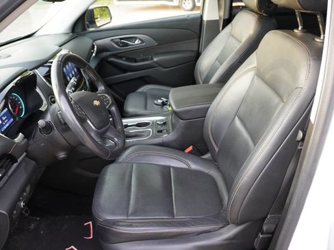 Used 2020 Chevrolet Traverse Premier w/ Redline Edition AWD/4WD image 6