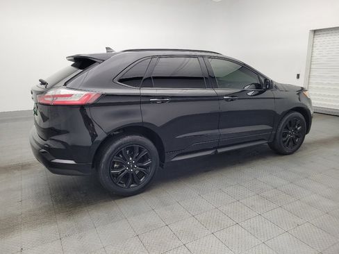 Used 2023 Ford Edge SE w/ Black Appearance Package image 10