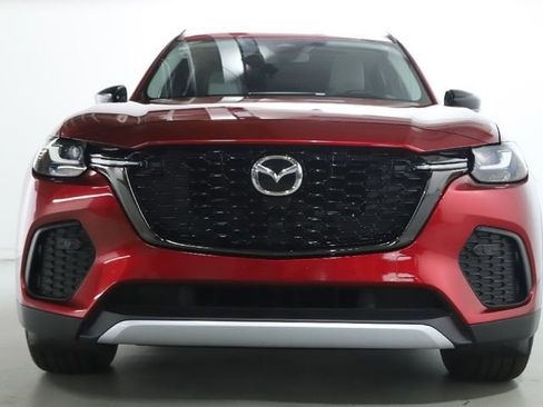 Certified 2025 MAZDA CX-70 Plug-In Hybrid w/ Premium Pkg image 11