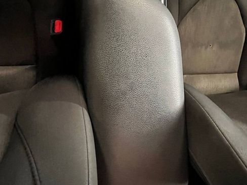 Used 2020 Toyota Camry LE FWD image 22