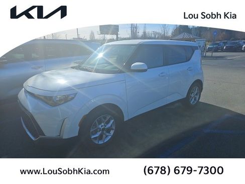 Certified 2023 Kia Soul S image 1