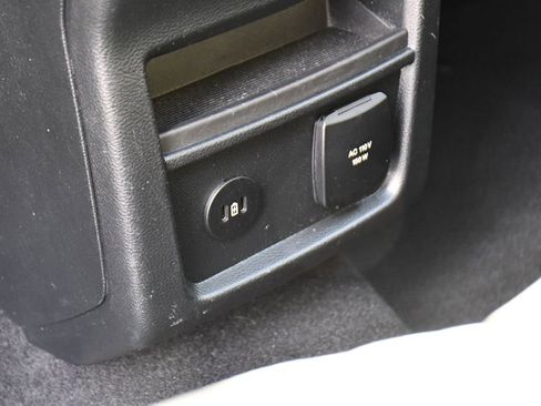 Used 2024 Ford Edge SEL w/ Convenience Package image 23