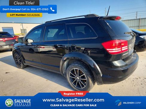 Used 2018 Dodge Journey SE w/ Blacktop Package image 3