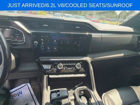 Used 2022 GMC Sierra 1500 AT4X AWD/4WD image 13